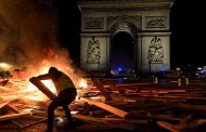 France protests: Authorities to deploy almost 90,000 police this weekend amid fears of more riots