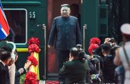 On his way to Vietnam, Kim Jong Un took an early smoke break
