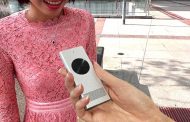 Use More Than 40 Languages to Communicate with This Brilliant Device